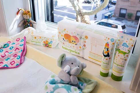 Babyganics مناديل مبللة للوجه واليدين والطفل، خالية من العطور، 1800 قيراط، قد تختلف التعبئة والتغليف in Kuwait
