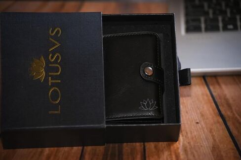 minimalist wallet for men - Card Holder - slim wallet for men and woman - rfid wallet Protected blocking -money clip - window id - box gift in Saudi Arabia