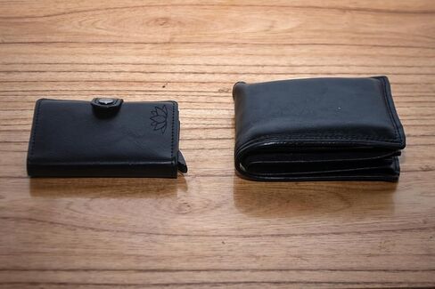 minimalist wallet for men - Card Holder - slim wallet for men and woman - rfid wallet Protected blocking -money clip - window id - box gift in Saudi Arabia