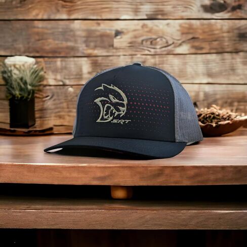 قبعة سائق الشاحنة Dodge SRT Hellcat بشعار Rumble Snapback موديل 2023 - أسود/فحمي/أحمر مرخصة وأصيلة in Kuwait
