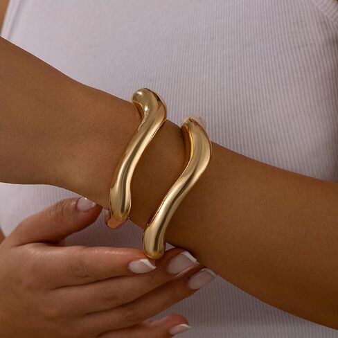 2PC Gold Cuff Bracelets Set For Women Adjustable Open Stack Arm Cuff Upper 18K Gold Plated Bangle Hammered Textured Trendy Irregular Statement Chunky Bracelets Fashion Cute Jewelry in Kuwait