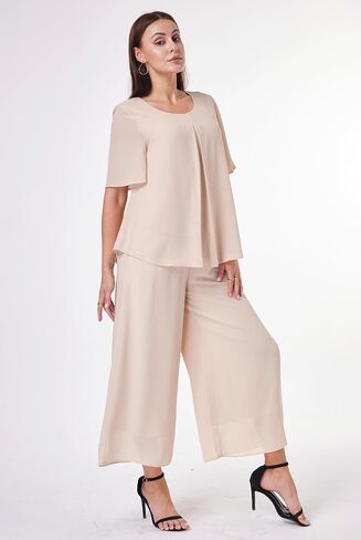 Women's 2 Piece Chiffon Sets Outfits Flowy Summer Casual Dressy Pantsuits Double Layers Blouse Capris Pants Suits in Saudi Arabia