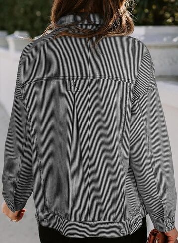 سترات جينز نسائية من Sidefeel بأكمام طويلة غير رسمية لخريف 2024 معطف جينز كبير الحجم مع جيوب in Saudi Arabia