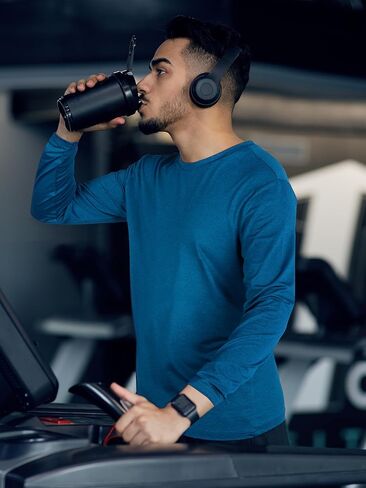 تي شيرت بأكمام طويلة من URATOT للرجال تي شيرت مقاوم للرطوبة سريع الجفاف وأكمام طويلة للحماية من الشمس تي شيرت للجري in Kuwait