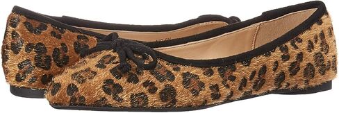 Women's Nip Ballet Flat in Saudi Arabia