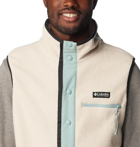 Columbia Men's Helvetia Vest in Saudi Arabia