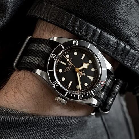 Classic Bond 1973 British Military Cadet. Black and Grey Nylon Mens Replacement Watch Strap. Rugged, Quick-Drying and Secure Wristwatch Strap for Outdoor Activities in Saudi Arabia