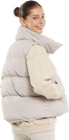 Women's Puffer Vest, Sleeveless Bubble Winter Vests Outerwear with Pockets, Casual Versatile Padded Warm Puffy Gilet in Kuwait