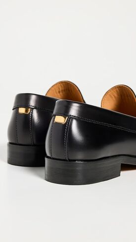 المرأة برشام المتسكعون in Kuwait