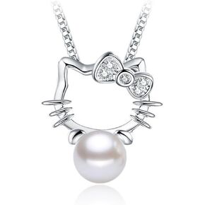 Elegant Pearl Pendant Necklace Showcases Playful Dynamic Accessories