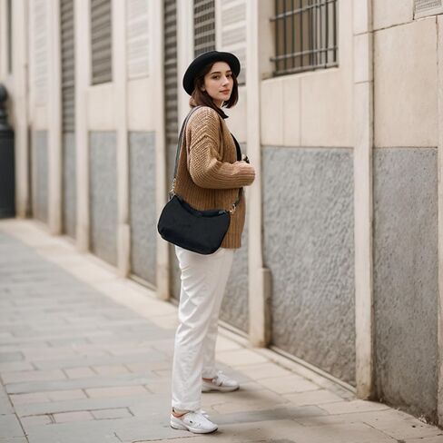 حقيبة كتف صغيرة على شكل هلال HOBO للنساء من الجلد السويدي مع حزام قابل للفصل in Kuwait