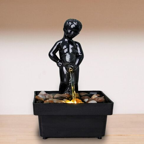 Funwares Peeing Boy Fountain من Island Dogs، نافورة مياه داخلية مصغرة - ضوء LED وأحجار نهر حقيقية - ديكور مكتب مضحك وهدايا هفوة - فكرة هدية جديدة مثيرة للاهتمام لديكور الشقة in Kuwait
