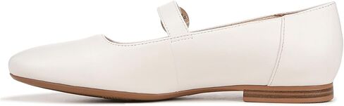 Naturalizer Women's, Kelly Flat in Saudi Arabia