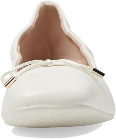Stuart Weitzman Bardot Bow Flat Cream 9.5 B in Saudi Arabia