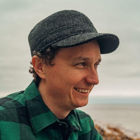 Sterkowski Big Pike Cap | 100% Harris Tweed Baseball Cap | Warm Winter Patrol Cap with Quilted Lining in Saudi Arabia