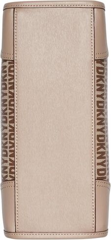DKNY شنطة ساتشيل من بيري، تشينو/توفي in Saudi Arabia