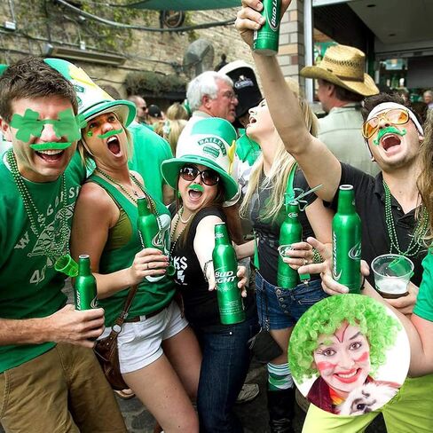 St Patrick's Day Party Favors Supplies Set, St. Patricks Day Accessories Cosplay Props Irish Party Funny Costume Accessory Party Supplies Green Wig, Green Beard, Clover Sunglasses, Sequin Bow, Green, in Kuwait