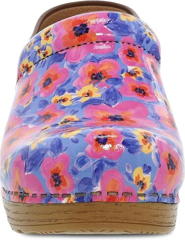 قباقيب Dansko الاحترافية سهلة الارتداء للنساء - نعل هزاز ودعم للقوس من أجل الراحة - مثالية للمحترفين ذوي المكانة الطويلة - براءة اختراع الربيع 8.5-9 M US in Saudi Arabia