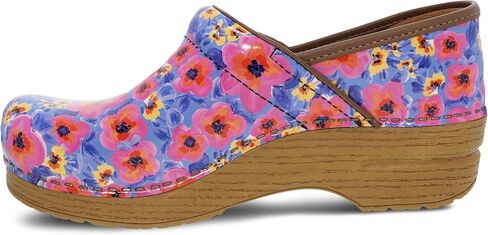 قباقيب Dansko الاحترافية سهلة الارتداء للنساء - نعل هزاز ودعم للقوس من أجل الراحة - مثالية للمحترفين ذوي المكانة الطويلة - براءة اختراع الربيع 8.5-9 M US in Saudi Arabia