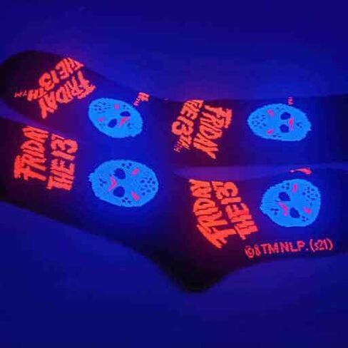 جوارب Bioworld Friday The 13th Jason Voorhees Hockey Mask للرجال رياضية سوداء خفيفة in Saudi Arabia
