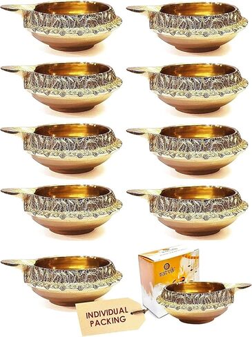 Satvik 10 قطع مصنوعة يدويًا من النحاس الذهبي المنقوش على شكل كوبر ديا مصنوعة من النحاس البكر. ديوالي ضياء فيلاككو لبوجا بوجا. مصباح الزيت الهندي التقليدي. عناصر هدايا ديكور ديباوالي (مجموعة 10 قطع.) in Kuwait