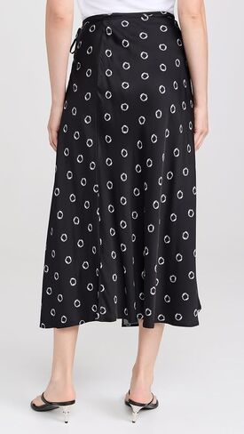 Women's Gonna Skirt in Saudi Arabia