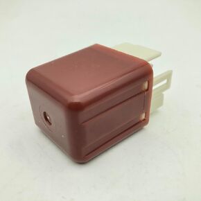 90987-02006 056700-6912 Light Hole Relay for:MR2 IS300 Celica Camry ES250 ES300 Solara SC300 gs300 LS400 LS430 RX300 Highlander,4-Runner Truck,Land Cruiser,LX450, LX470 T100 Tundra, 4 pin.