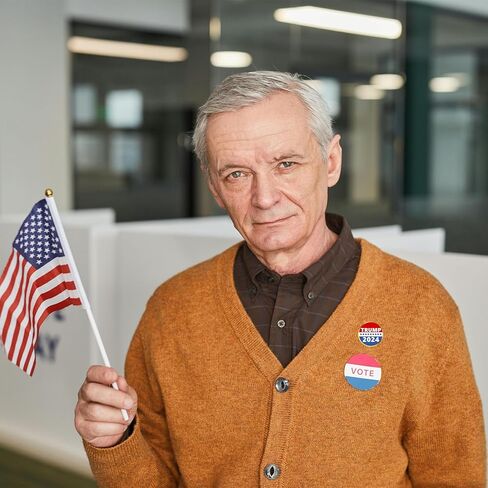 25 قطعة دبوس ترامب 2024 المستدير يظهر دعمك لترامب الجمهوري 2024 دبابيس التلبيب شارة الانتخابات الرئاسية السائبة in Kuwait