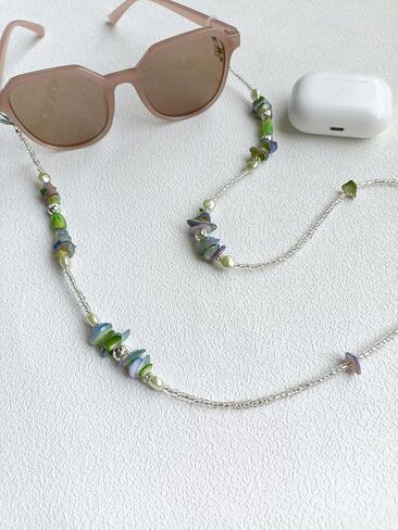 Glasses Chain for Women, Eyeglasses Chain Beaded Sunglasses Holder Around Neck Eyewear Strap Sunglass Chain for Women in Saudi Arabia