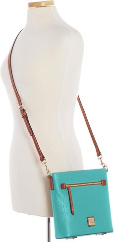 حقيبة يد Dooney & Bourke، حقيبة كروس بسحاب من Pebble Grain in Kuwait
