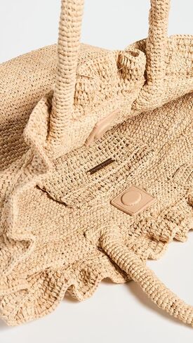 حقيبة يد نسائية منسوجة من Loeffler Randall Cyrus Raffia مع كشكشة in Saudi Arabia