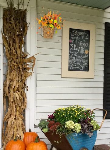 IPOPU الاصطناعي زهرة الخريف سلال معلقة 13.77 بوصة سقوط غنيمة مع ديزي الأوكالبتوس نبات الخريف غنيمة الأزهار للباب الأمامي المنزل عيد الشكر عيد الهالوين حديقة الزفاف ديكور in Kuwait