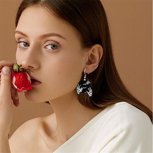 Vinyl Records Earrings for Women Girls Vintage Big Black Acrylic Long Player DJ Rock 50s 60s 70s Classi Music Circle Record Dangling Drop Earrings Halloween Party Decoration Jewelry in Saudi Arabia