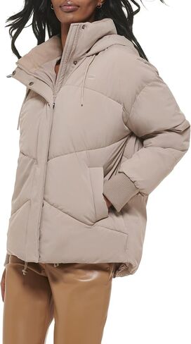 Levi's Women's Cloud Quilted Puffer Jacket in Saudi Arabia