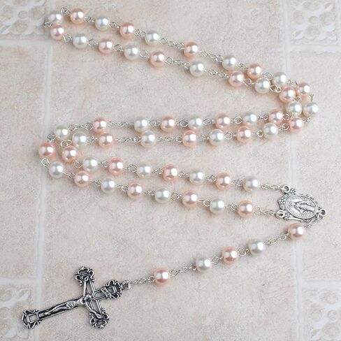 قلادة مسبحة من حبات اللؤلؤ الزجاجي باللونين الوردي والأبيض مقاس 8 مم مع صندوق هدايا معدني وردي in Kuwait