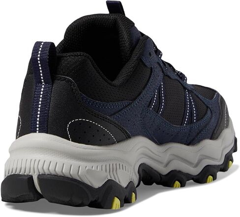 حذاء Skechers الرجالي للقدرة على التحمل في حذاء Upper Stitch الرياضي in Saudi Arabia