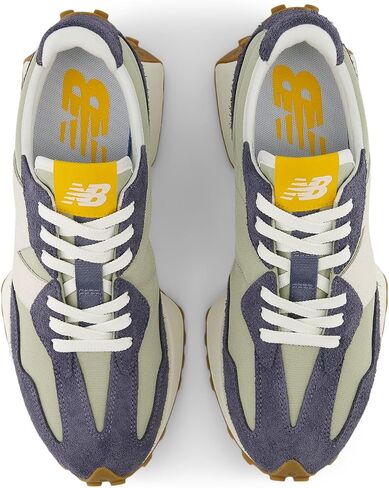 حذاء رياضي نسائي من New Balance 327، رمادي/زيتوني، 8.5 متوسط ​​أمريكي in Kuwait