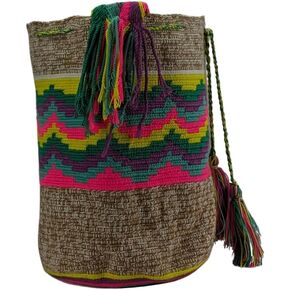 Original Colombian Wayuu Mochila Bag: Handmade Boho Straw Beach Bag, Handcrafted by Wayúu Artisans - Authentic Colombian Boho Bags (M186) in Saudi Arabia