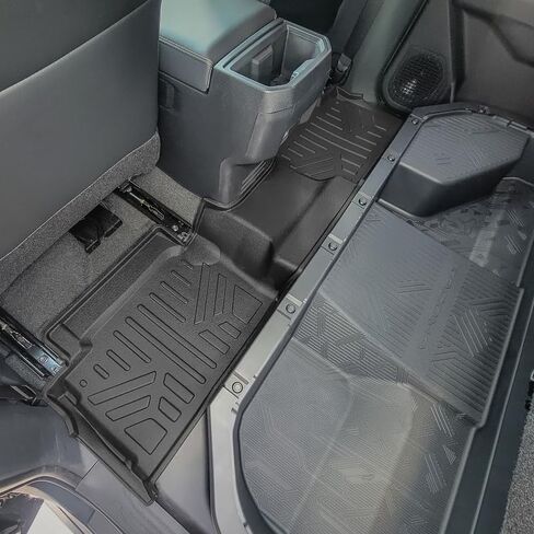 بطانات أرضية SMARTLINER 2024 Toyota Tacoma Double Cab - مجموعة صفين تناسب جميع الأحوال الجوية، سجادات أرضية سوداء (تتناسب فقط مع الصف الثاني للتخزين تحت المقعد) in Saudi Arabia