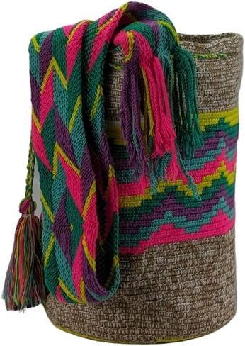 حقيبة Wayuu Mochila الكولومبية الأصلية: حقيبة شاطئ مصنوعة يدويًا من قش Boho، مصنوعة يدويًا على يد حرفيي Wayúu - حقائب Boho الكولومبية الأصلية (M186) in Saudi Arabia