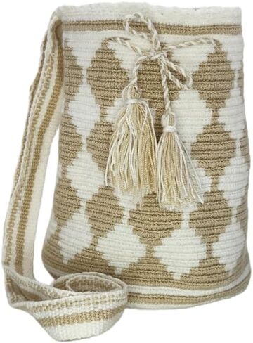 حقيبة Wayuu Mochila الكولومبية الأصلية: حقيبة شاطئ مصنوعة يدويًا من قش Boho، مصنوعة يدويًا على يد حرفيي Wayúu - حقائب Boho الكولومبية الأصلية (M94) in Saudi Arabia