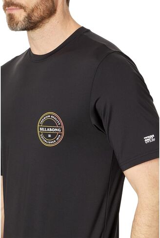 قميص Billabong الرجالي ذو المقاس القياسي فضفاض بأكمام قصيرة من Rashguard in Saudi Arabia
