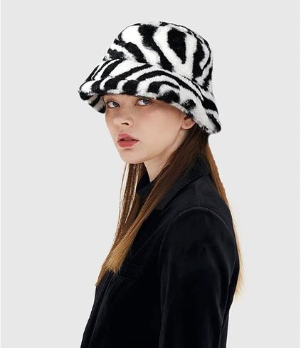 قبعة دلو قطيفة للشتاء قبعة صياد دافئة بطبعة حيوان الحمار الوحشي in Kuwait