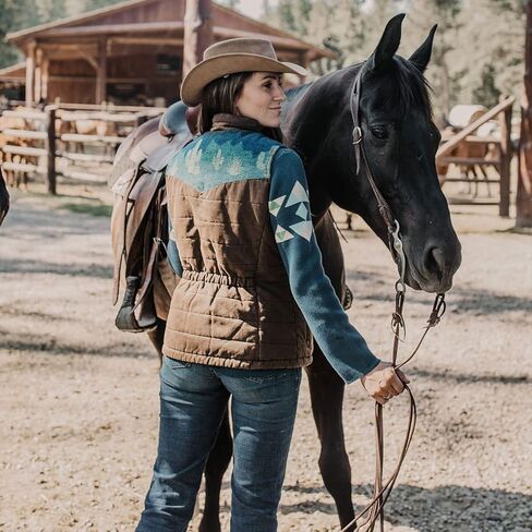 سترة Ashlyn النسائية من Outback Trading متينة وخفيفة الوزن ومقاومة للماء وحاشية دافئة قابلة للتعديل بسحاب في اتجاهين in Kuwait