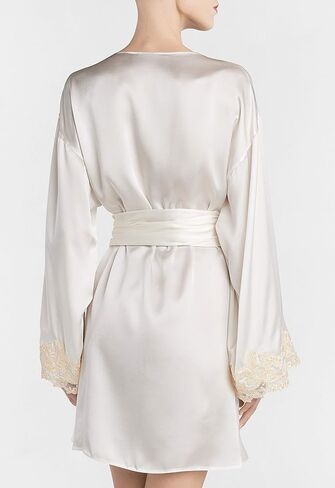 روب لا بيرلا ميزون الحريري القصير in Kuwait