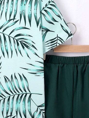 SweatyRocks Boy's 2 Piece Summer Outfits Tropical Print Short Sleeve Top and Elastic Waist Shorts Set in Saudi Arabia