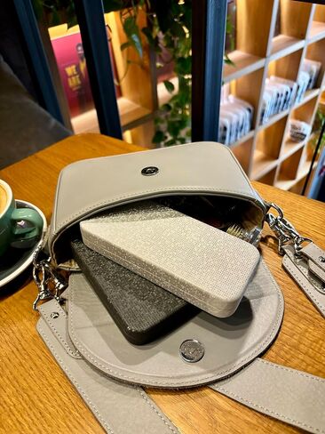 Eyeglass Case Unisex Protective, Glasses Case Hard Shell Fits Most Glasses, Women's Sunglass Case Lightweight in Saudi Arabia