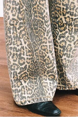 Leopard Print Jeans for Women - Y2K Light Cheetah Print Pants, Flare Straight Leg High Waisted Pants for Women in Saudi Arabia