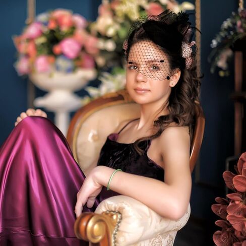 BRT Bearingshui Bowknot Fascinator قبعة وقفازات دانتيل قصيرة، قبعة حفلات الشاي، قبعة رأس شبكية من الريش وقفازات دانتيل زهرية 50s in Kuwait