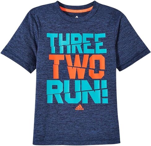 تيشيرت Three Two Run من أديداس للأولاد الصغار، مقاس 4T in Saudi Arabia